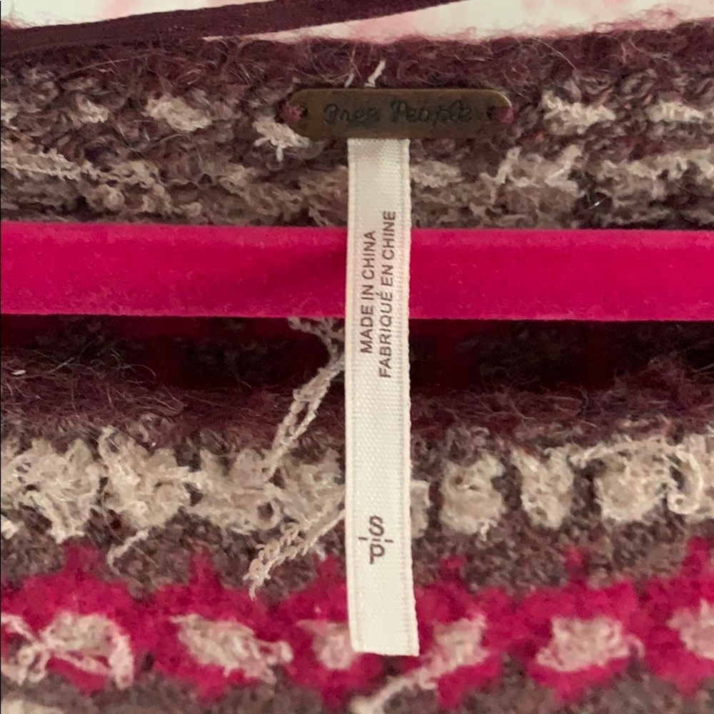 Sweater - Picture 3 of 3